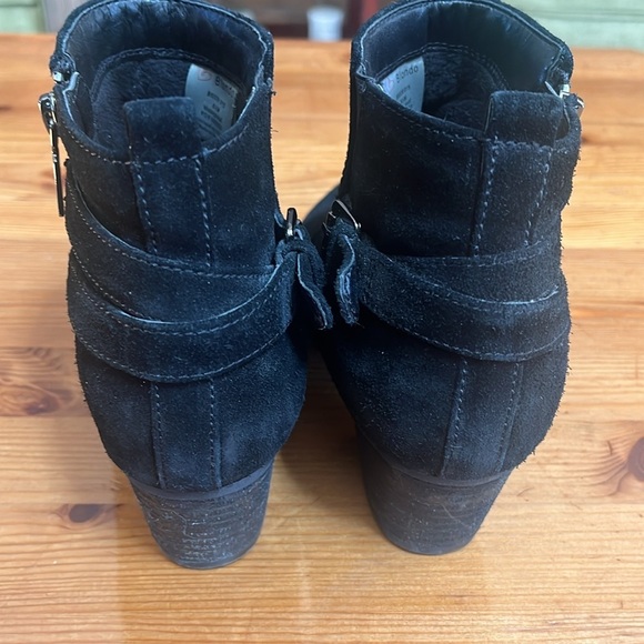 Blondo Idra Black Suede Ankle‎ Buckle waterproof Boot Size 8.5 M - Picture 9 of 13